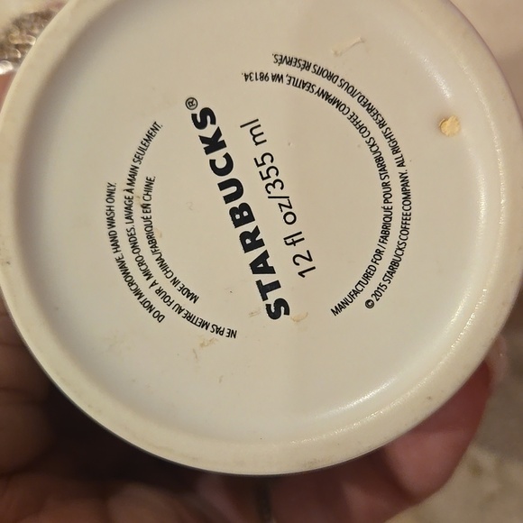 Starbuck's RARE and Limited Edition 2015 12 Ounce Lips XOXO Ceramic Travel Mug - Picture 6 of 12